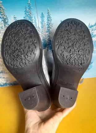Джинсовые серые ботиночки на каблуке4 фото