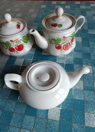 Набір чайник, заварник і сахарничка