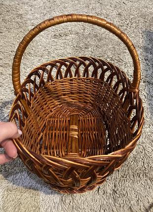 Корзина плетена