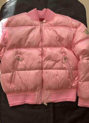 Розовый пуховик moncler  merlat новый в наличии