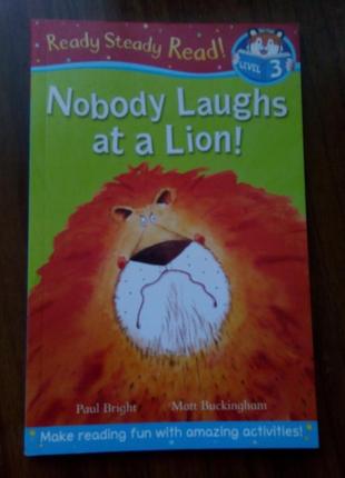 Казка англійською nobody laughs at a lion перше читання рівень 3