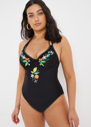 Красивенный слитный купальник с утяжкой р.50-54