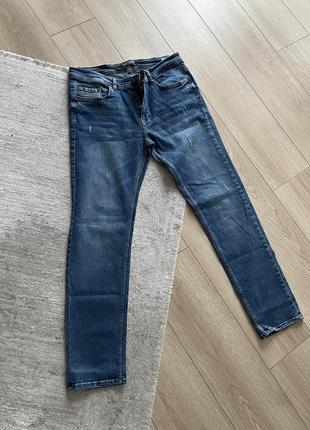 Джинсы мужские