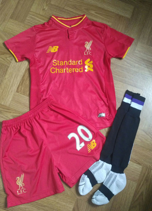 Дитяча футбольна форма liverpool authentic домашняя