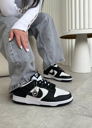 Кроссовки nike dunk white black