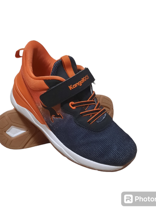 Кроссовки для парня 35р kangaroos