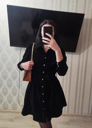 Велюровое платье от бренда zara