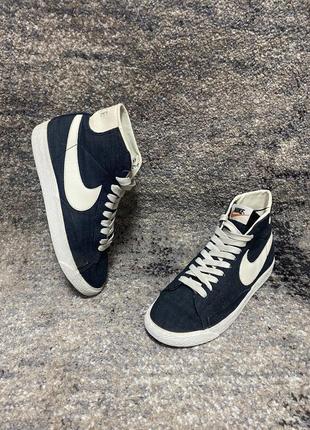 Nike blazer mid