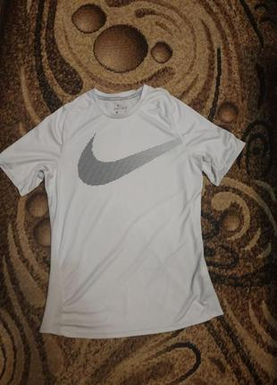 Футболка nike big swoosh