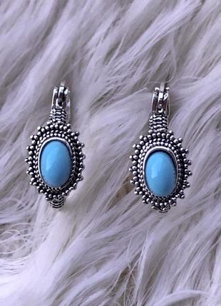 Сережки круглі кільця колечка з блакитним камінням камінчиками камінцями під срібло в стилі етно ретро бохо вінтаж типу вінтажні