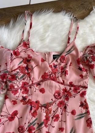 Платье макси с оборками и рыбьим хвостом розовое в красные цветы little mistress размер 369 фото