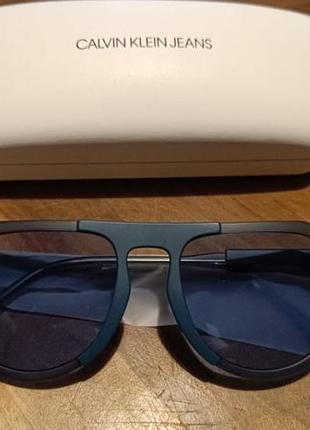 Сонцезахисні окуляри calvin klein/ окуляри сонцезахисні2 фото