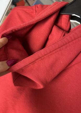 Худи красный от gennyfer 8