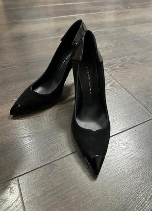 Лодочки giuseppe zanotti