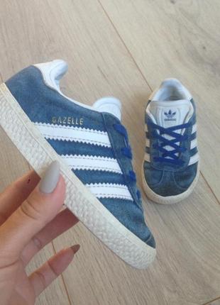 Кроссовки adidas gazelle р.23