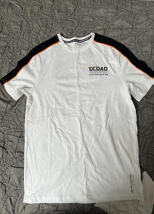 C&a футболка нова