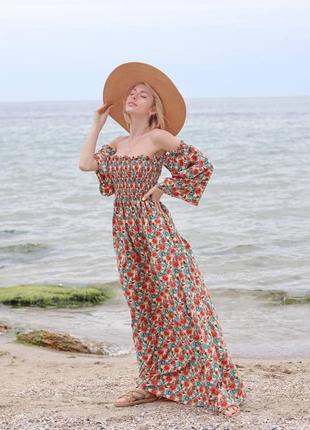 Невероятное длинное летнее платье в цветочный принт с открытыми плечами