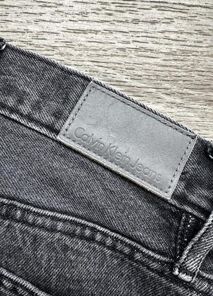 Стильные серые джинсы calvin klein jeans high rise straight8 фото