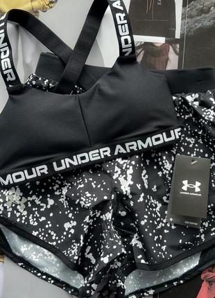 Спортивный комплект under armour - шорти та топ