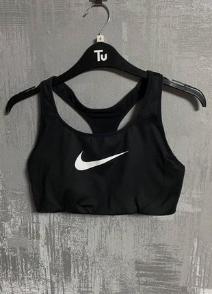 Топ nike чорний