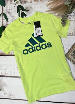 Фирменная футболка adidas на мальчика р.134-140