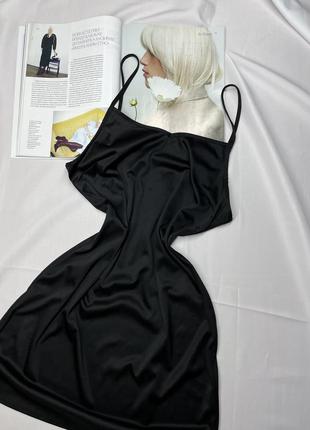 Чорна базова сукня комбінація/нічна сорочка