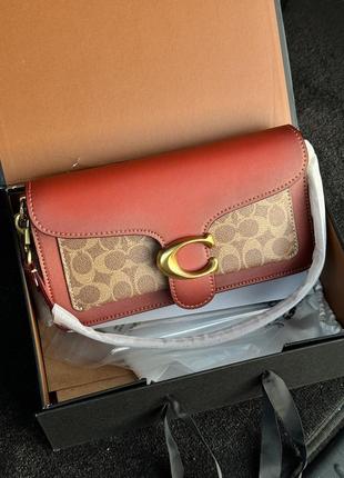 Сумка coach tabby red/beige shoulder bag in signature canvas