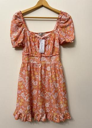 Новое платье короткое с цветочным принтом, смотрится очень стильно 🔥🔥🔥 размер eu 38/m