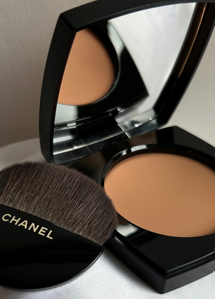 Компактная пудра с эффектом мягкого блеска chanel les beiges healthy glow sheer powder spf15/pa++ тон 25 12 г