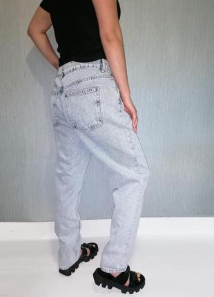 Трендові джинси сірого кольору eur 42-44
