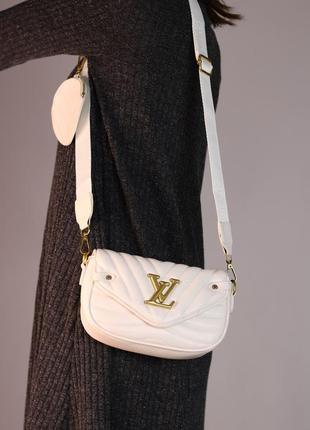 Louis vuitton multi pochette ivory