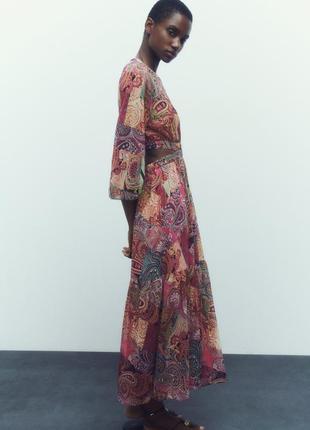 В наявності сукня з принтом пейслі та вирізами4 фото