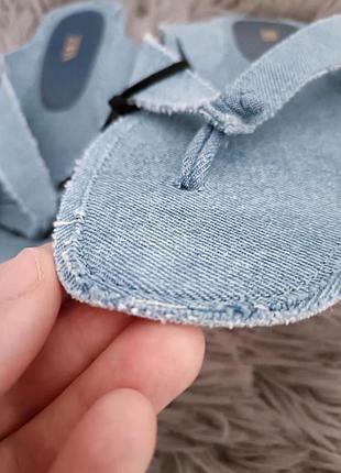 Джинсовые шлепанцы zara