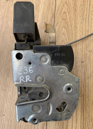 Замок дверей задній правий bmw 3-series e36