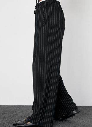 Женские брюки в полоску с резинкой на талии - черный цвет, l (есть размеры)6 фото