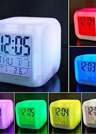 Часы ночник хамелеон color changing clock