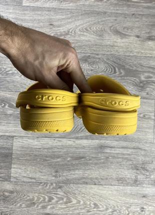 Crocs сандали шлёпанцы j4 35-36 размер кроксы подростковые желтые оригинал6 фото