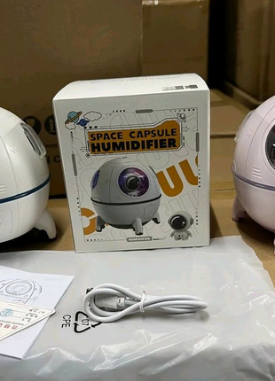 Портативний зволожувач повітря led нічник космонавт5 фото