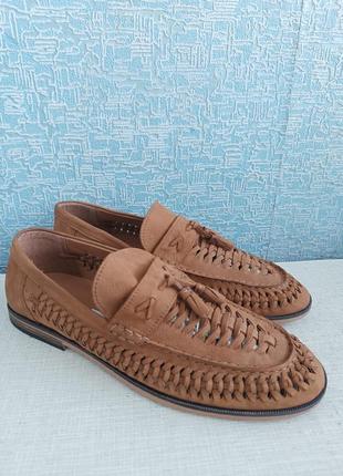 Шикарные мужские туфли лоферы из плетеной кожи бренда river island.