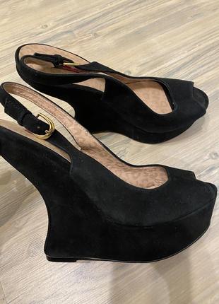 Стильові босоніжки 38 розмір