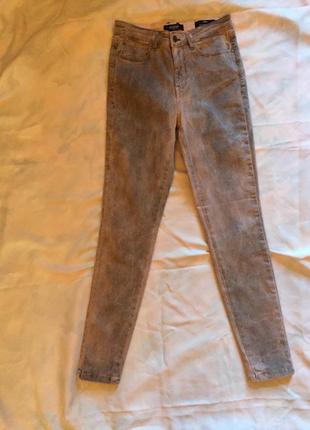 Жіночі джинси guess HWQB85 розмір s нові