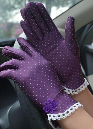 Жіночі літні захисні рукавички в горошок. фіолетовий колір.