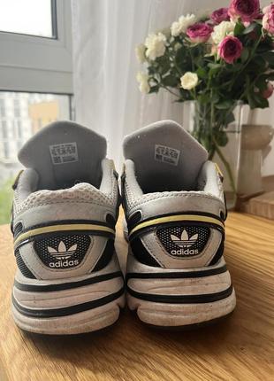 Кросівки adidas4 фото