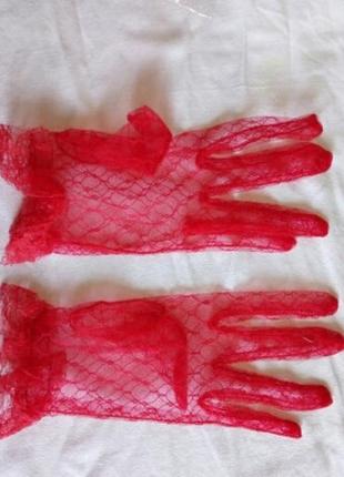 Жіночі фатинові рукавички з кружевним манжетом. червоний колір.5 фото
