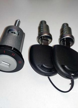 Комплект сердцевин зажигания и дверей opel omega a / vectra a