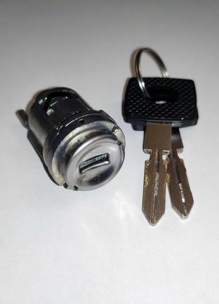 Сердцевина замка зажигания mercedes w124 (w190) с ключами