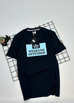 Футболка weekend offender