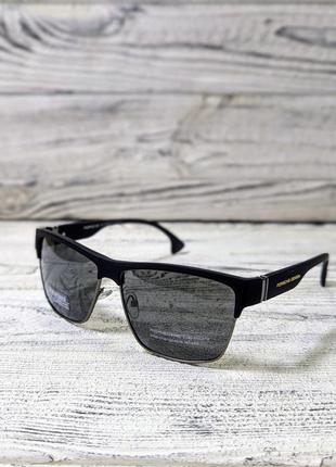 Сонцезахисні окуляри чоловічі, чорні, з поляризацією в пластиковій матовій оправі