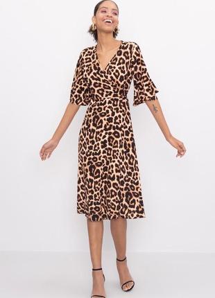 Платье в леопардовый принт