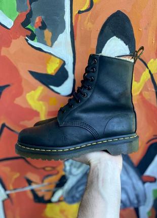 Dr.martens ботинки сапожки 39 размер женские кожаные черные